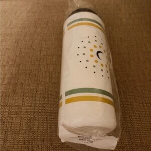ZYIA Active Cecret Lake Squeeze White Water Bottle W Black Logo